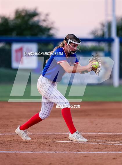 Thumbnail 2 in Buchanan vs. Clovis North (CIFCS - Division I Championship) photogallery.