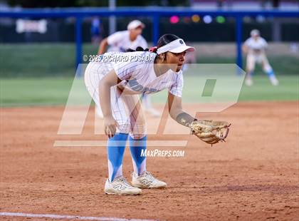 Thumbnail 3 in Buchanan vs. Clovis North (CIFCS - Division I Championship) photogallery.