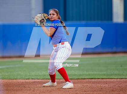 Thumbnail 1 in Buchanan vs. Clovis North (CIFCS - Division I Championship) photogallery.