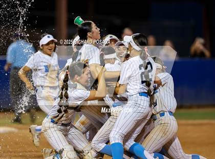 Thumbnail 3 in Buchanan vs. Clovis North (CIFCS - Division I Championship) photogallery.