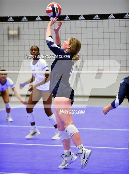 Thumbnail 2 in Episcopal vs. Concordia Lutheran (Houston Open Tournament) photogallery.