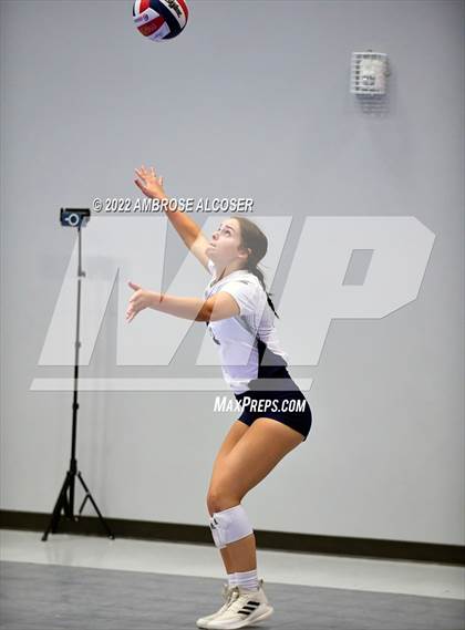 Thumbnail 3 in Episcopal vs. Concordia Lutheran (Houston Open Tournament) photogallery.
