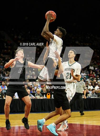 Thumbnail 1 in Grandview vs. George Washington (CHSAA 5A Final) photogallery.