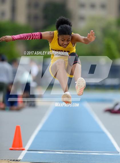 Thumbnail 3 in PSAL Brooklyn, Queens, Staten Island Championships (Girls Field Events) photogallery.