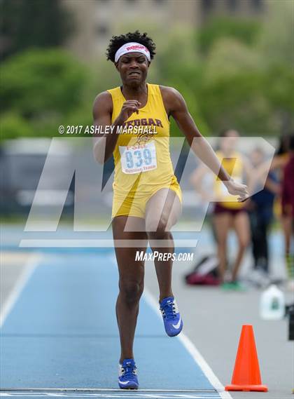 Thumbnail 2 in PSAL Brooklyn, Queens, Staten Island Championships (Girls Field Events) photogallery.