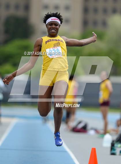Thumbnail 3 in PSAL Brooklyn, Queens, Staten Island Championships (Girls Field Events) photogallery.