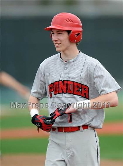 Thumbnail 1 in Van vs Ponder (Sunnyvale Tournament) photogallery.