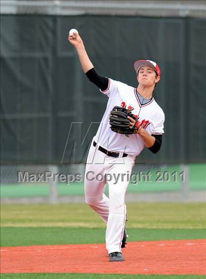 Thumbnail 2 in Van vs Ponder (Sunnyvale Tournament) photogallery.