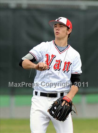 Thumbnail 2 in Van vs Ponder (Sunnyvale Tournament) photogallery.