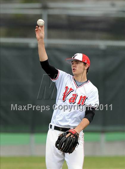 Thumbnail 1 in Van vs Ponder (Sunnyvale Tournament) photogallery.