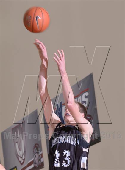 Thumbnail 1 in Palos Verdes Peninsula vs. Moreau Catholic (MaxPreps Holiday Classic) photogallery.