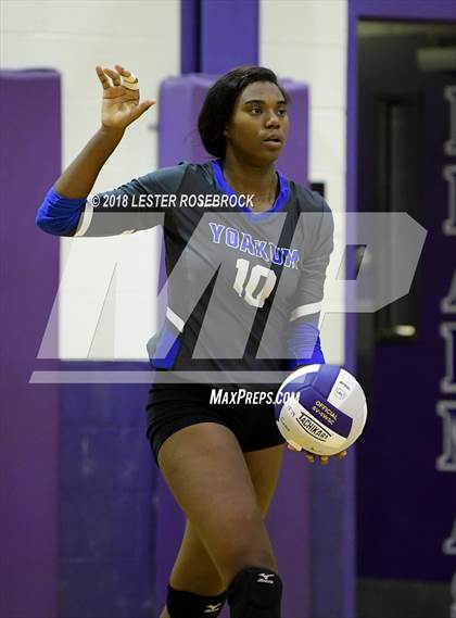 Thumbnail 2 in Yoakum @ Stockdale photogallery.