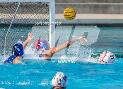 Thumbnail 2 in Mountain View vs. Los Altos (CIF-CCS Division 1 Girls Water Polo Championship) photogallery.