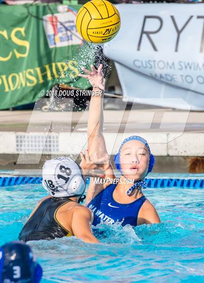 Thumbnail 3 in Mountain View vs. Los Altos (CIF-CCS Division 1 Girls Water Polo Championship) photogallery.