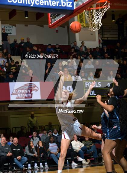 Thumbnail 2 in Ursuline vs Albertus Magnus (NYSPHSAA Class 2A Section 1 Semifinal) photogallery.