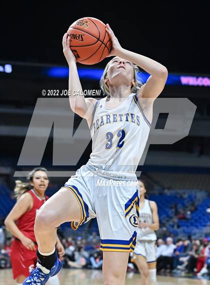 Thumbnail 1 in Brownsboro vs Fredericksburg (UIL 4A State Semifinals) photogallery.