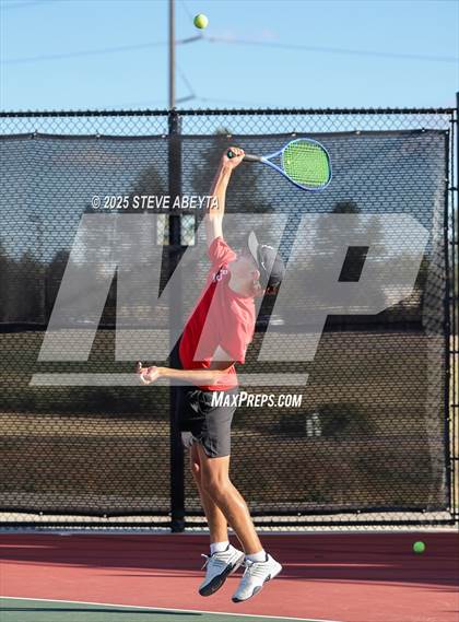 Thumbnail 2 in Fossil Ridge @ Regis Jesuit (CHSAA 5A Boys Dual Team Semifinals) photogallery.