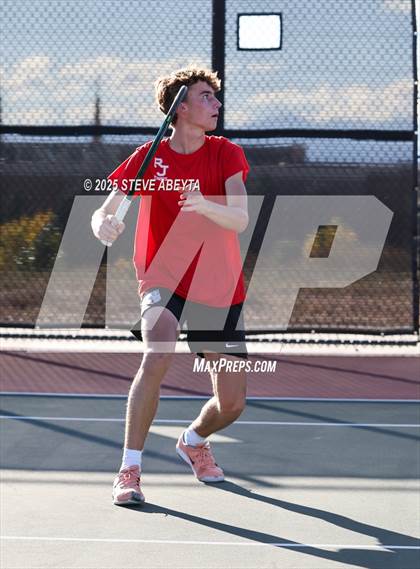 Thumbnail 3 in Fossil Ridge @ Regis Jesuit (CHSAA 5A Boys Dual Team Semifinals) photogallery.