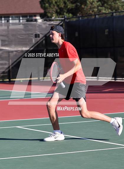 Thumbnail 2 in Fossil Ridge @ Regis Jesuit (CHSAA 5A Boys Dual Team Semifinals) photogallery.