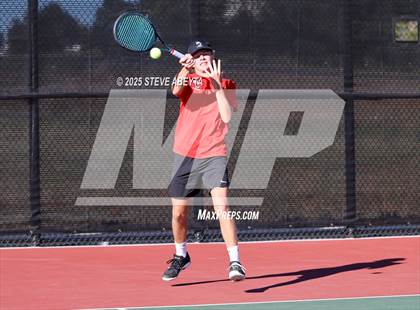 Thumbnail 3 in Fossil Ridge @ Regis Jesuit (CHSAA 5A Boys Dual Team Semifinals) photogallery.