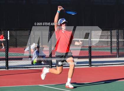 Thumbnail 1 in Fossil Ridge @ Regis Jesuit (CHSAA 5A Boys Dual Team Semifinals) photogallery.