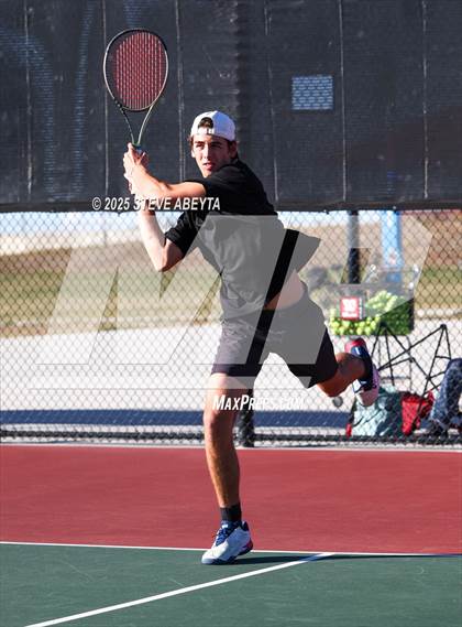Thumbnail 2 in Fossil Ridge @ Regis Jesuit (CHSAA 5A Boys Dual Team Semifinals) photogallery.