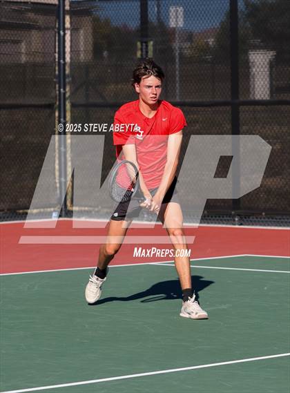 Thumbnail 2 in Fossil Ridge @ Regis Jesuit (CHSAA 5A Boys Dual Team Semifinals) photogallery.