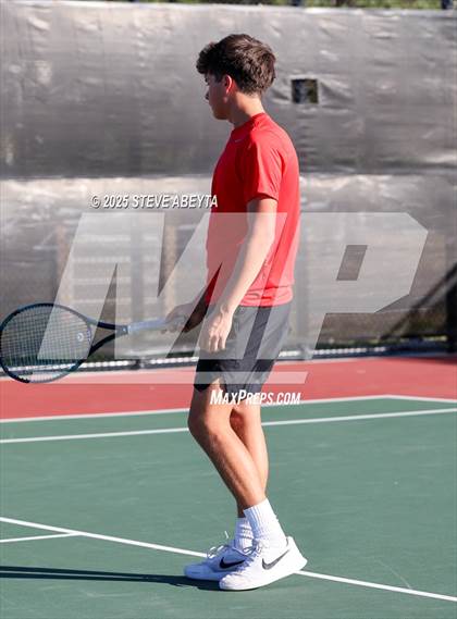 Thumbnail 1 in Fossil Ridge @ Regis Jesuit (CHSAA 5A Boys Dual Team Semifinals) photogallery.