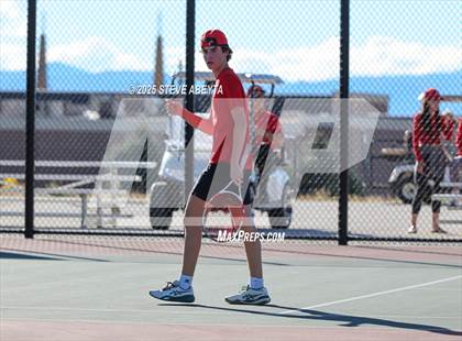 Thumbnail 2 in Fossil Ridge @ Regis Jesuit (CHSAA 5A Boys Dual Team Semifinals) photogallery.