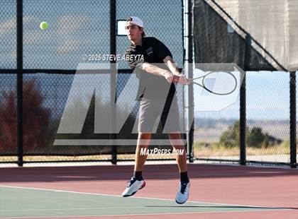 Thumbnail 3 in Fossil Ridge @ Regis Jesuit (CHSAA 5A Boys Dual Team Semifinals) photogallery.