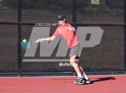Thumbnail 3 in Fossil Ridge @ Regis Jesuit (CHSAA 5A Boys Dual Team Semifinals) photogallery.