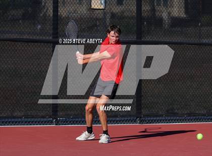 Thumbnail 1 in Fossil Ridge @ Regis Jesuit (CHSAA 5A Boys Dual Team Semifinals) photogallery.