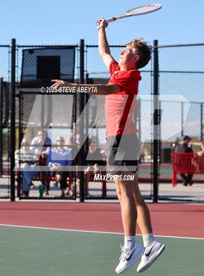 Thumbnail 1 in Fossil Ridge @ Regis Jesuit (CHSAA 5A Boys Dual Team Semifinals) photogallery.