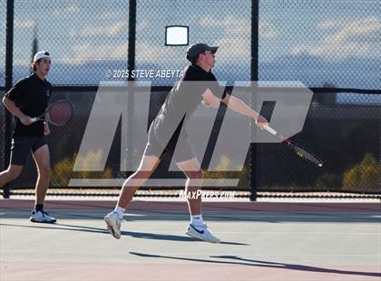 Thumbnail 2 in Fossil Ridge @ Regis Jesuit (CHSAA 5A Boys Dual Team Semifinals) photogallery.