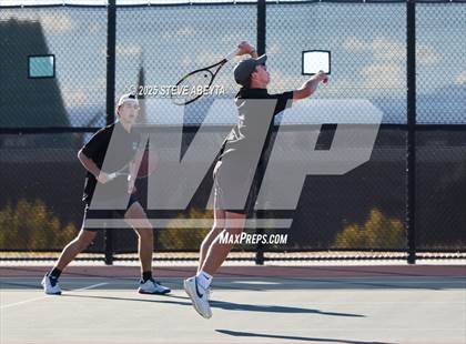 Thumbnail 1 in Fossil Ridge @ Regis Jesuit (CHSAA 5A Boys Dual Team Semifinals) photogallery.