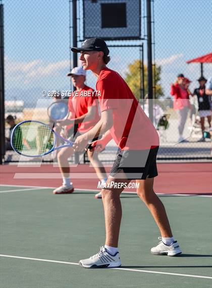 Thumbnail 3 in Fossil Ridge @ Regis Jesuit (CHSAA 5A Boys Dual Team Semifinals) photogallery.