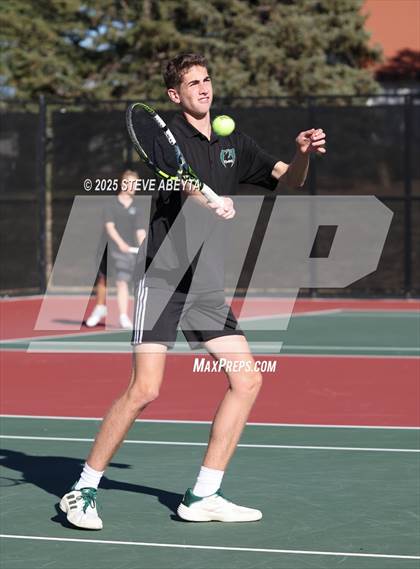 Thumbnail 1 in Fossil Ridge @ Regis Jesuit (CHSAA 5A Boys Dual Team Semifinals) photogallery.