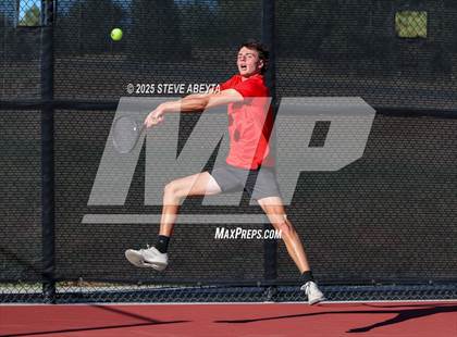 Thumbnail 2 in Fossil Ridge @ Regis Jesuit (CHSAA 5A Boys Dual Team Semifinals) photogallery.