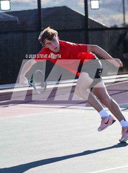 Thumbnail 2 in Fossil Ridge @ Regis Jesuit (CHSAA 5A Boys Dual Team Semifinals) photogallery.
