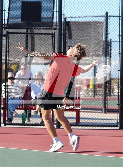 Thumbnail 3 in Fossil Ridge @ Regis Jesuit (CHSAA 5A Boys Dual Team Semifinals) photogallery.