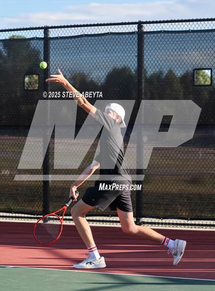 Thumbnail 2 in Fossil Ridge @ Regis Jesuit (CHSAA 5A Boys Dual Team Semifinals) photogallery.