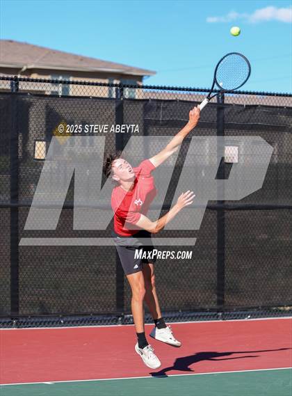 Thumbnail 1 in Fossil Ridge @ Regis Jesuit (CHSAA 5A Boys Dual Team Semifinals) photogallery.