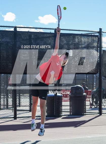 Thumbnail 2 in Fossil Ridge @ Regis Jesuit (CHSAA 5A Boys Dual Team Semifinals) photogallery.