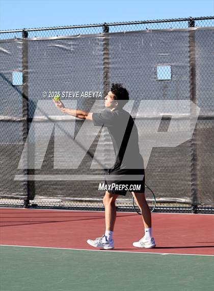 Thumbnail 2 in Fossil Ridge @ Regis Jesuit (CHSAA 5A Boys Dual Team Semifinals) photogallery.