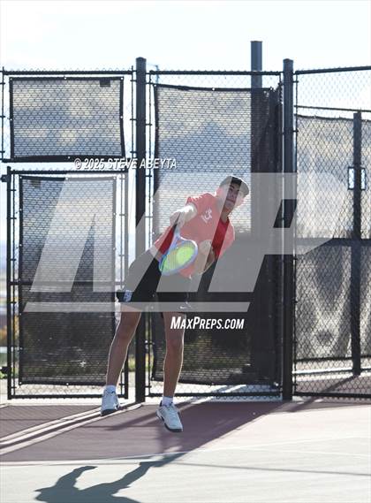 Thumbnail 1 in Fossil Ridge @ Regis Jesuit (CHSAA 5A Boys Dual Team Semifinals) photogallery.