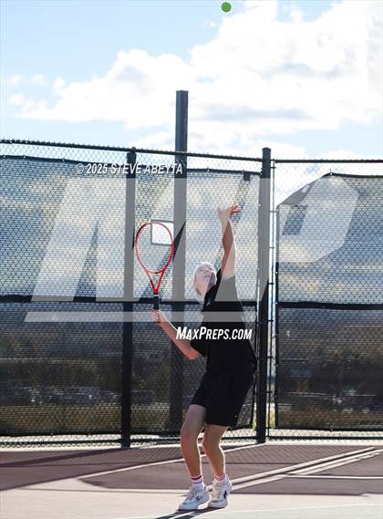 Thumbnail 1 in Fossil Ridge @ Regis Jesuit (CHSAA 5A Boys Dual Team Semifinals) photogallery.