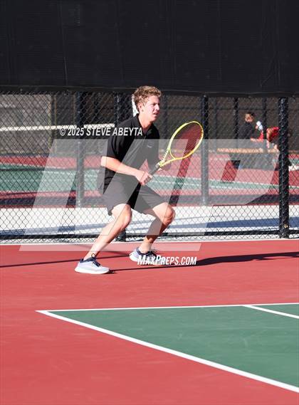 Thumbnail 1 in Fossil Ridge @ Regis Jesuit (CHSAA 5A Boys Dual Team Semifinals) photogallery.