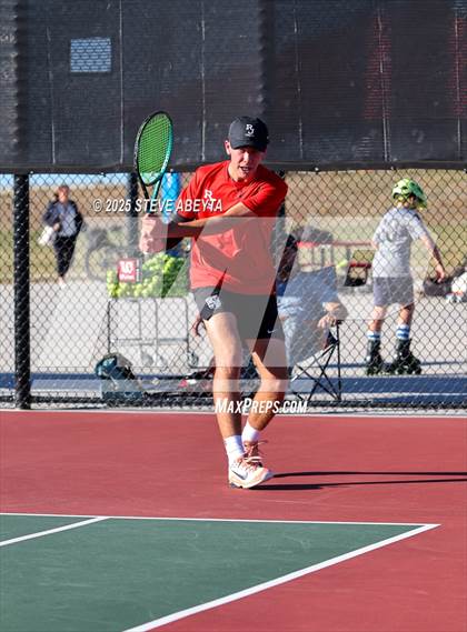 Thumbnail 2 in Fossil Ridge @ Regis Jesuit (CHSAA 5A Boys Dual Team Semifinals) photogallery.