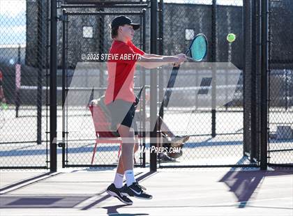 Thumbnail 3 in Fossil Ridge @ Regis Jesuit (CHSAA 5A Boys Dual Team Semifinals) photogallery.