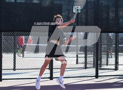 Thumbnail 3 in Fossil Ridge @ Regis Jesuit (CHSAA 5A Boys Dual Team Semifinals) photogallery.